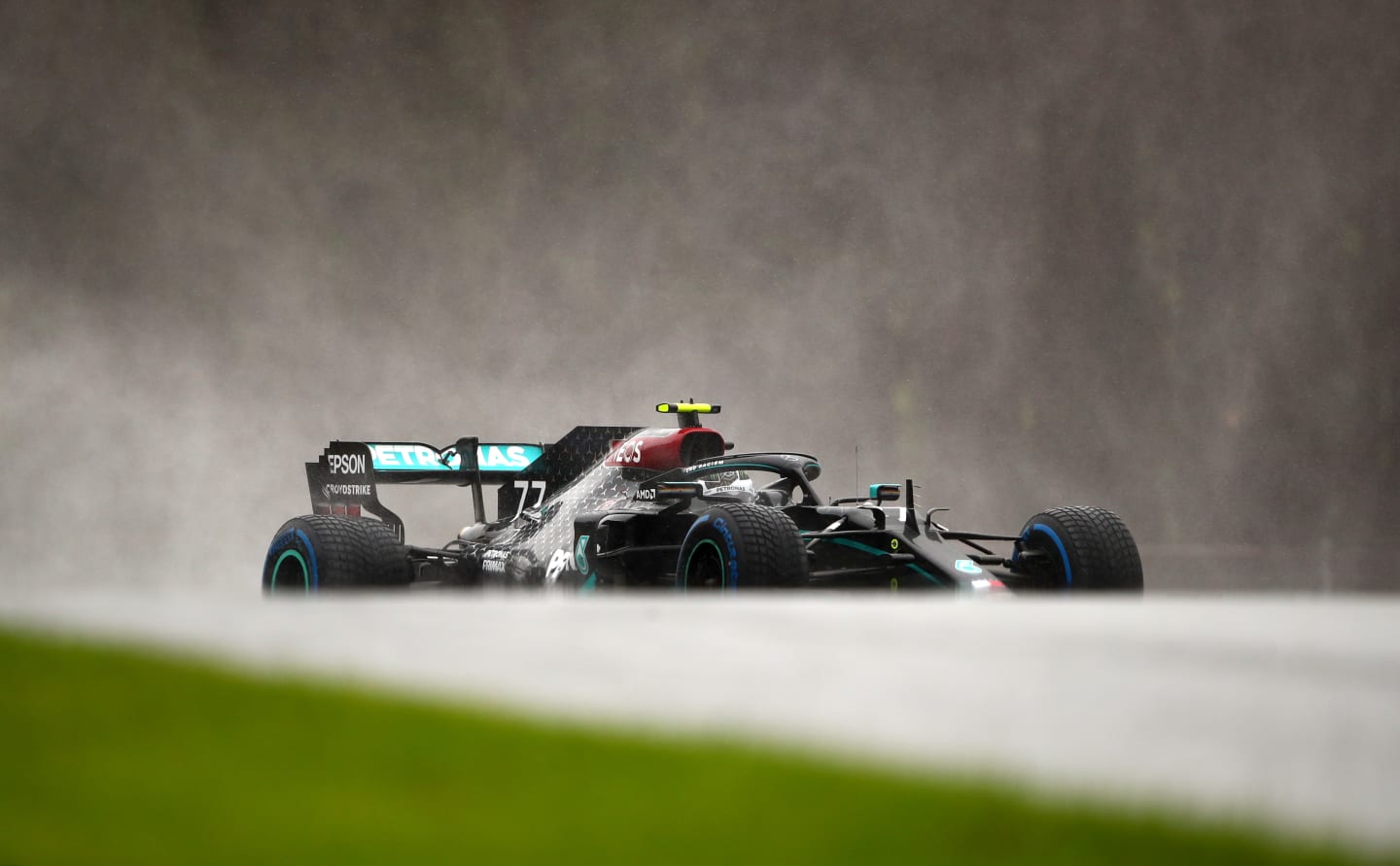 SPIELBERG, AUSTRIA - JULY 11: Valtteri Bottas of Finland driving the (77) Mercedes AMG Petronas F1 Team Mercedes W11 on track during qualifying for the Formula One Grand Prix of Styria at Red Bull Ring on July 11, 2020 in Spielberg, Austria. (Photo by Bryn Lennon/Getty Images)