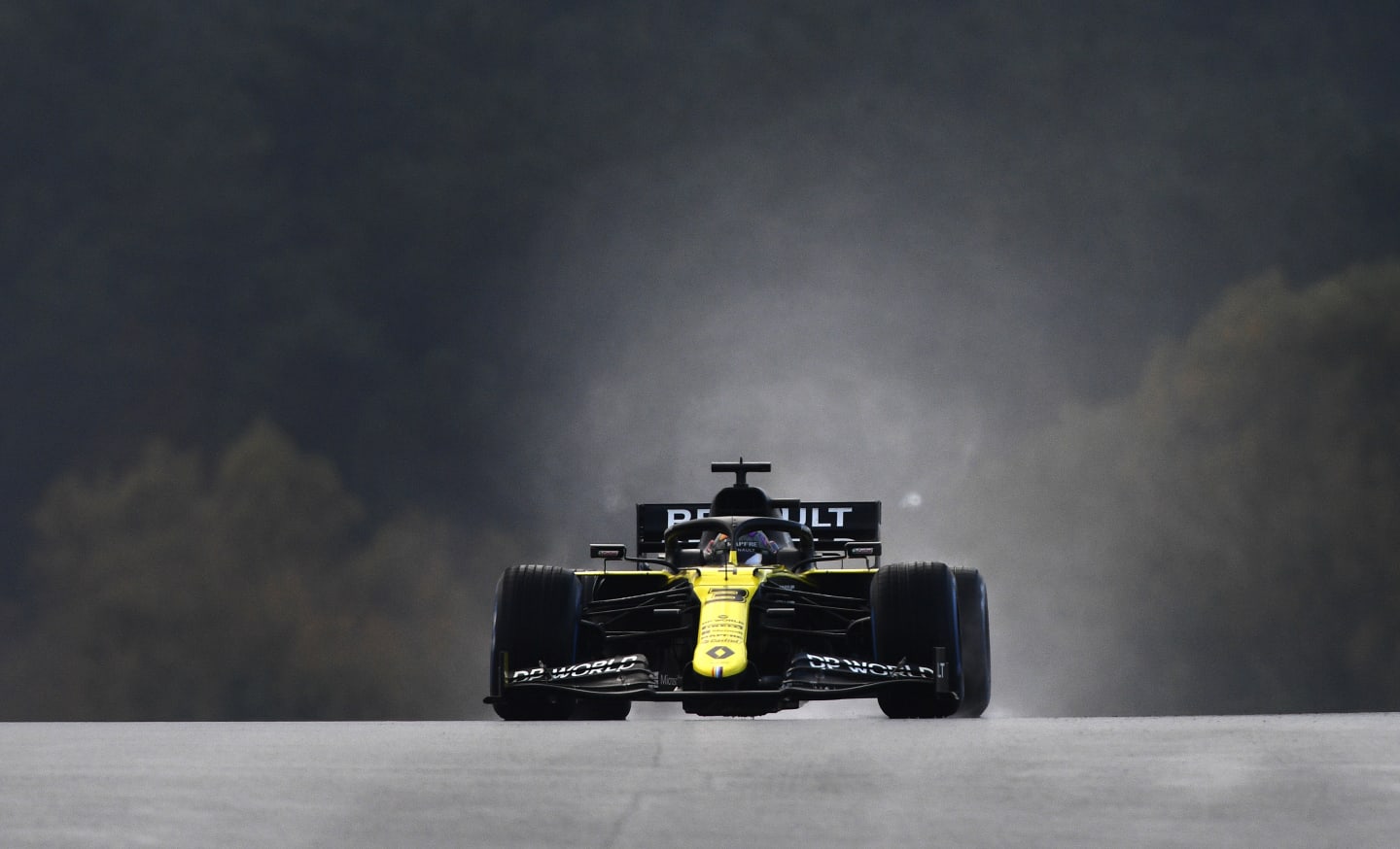 ISTANBUL, TURKEY - NOVEMBER 14: Daniel Ricciardo of Australia driving the (3) Renault Sport Formula