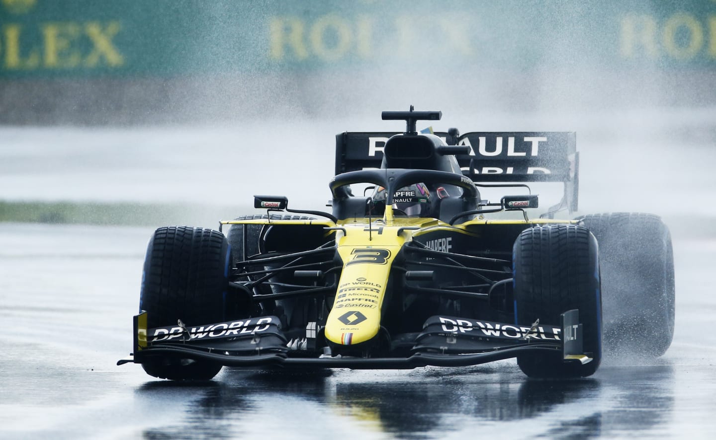 ISTANBUL, TURKEY - NOVEMBER 14: Daniel Ricciardo of Australia driving the (3) Renault Sport Formula