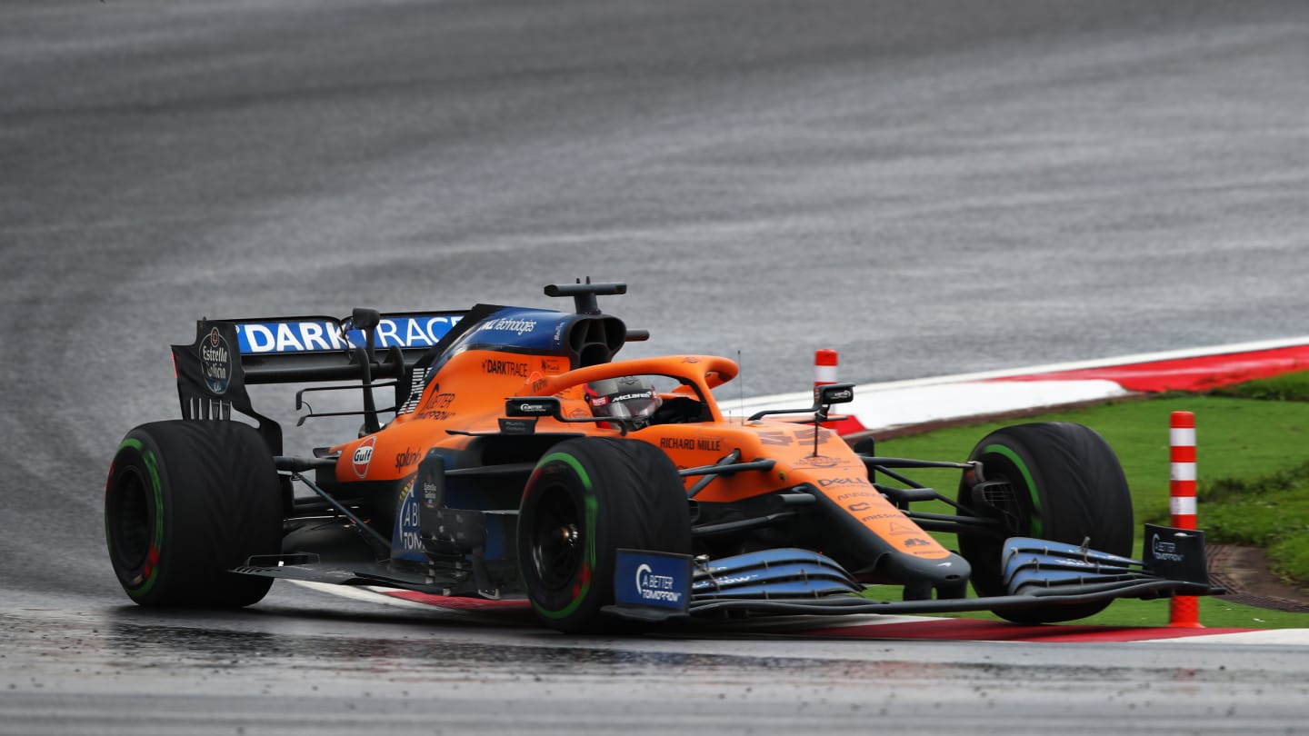 ISTANBUL, TURKEY - NOVEMBER 15: Carlos Sainz of Spain driving the (55) McLaren F1 Team MCL35 Renault during the F1 Grand Prix of Turkey at Intercity Istanbul Park on November 15, 2020 in Istanbul, Turkey. (Photo by Joe Portlock - Formula 1/Formula 1 via Getty Images)