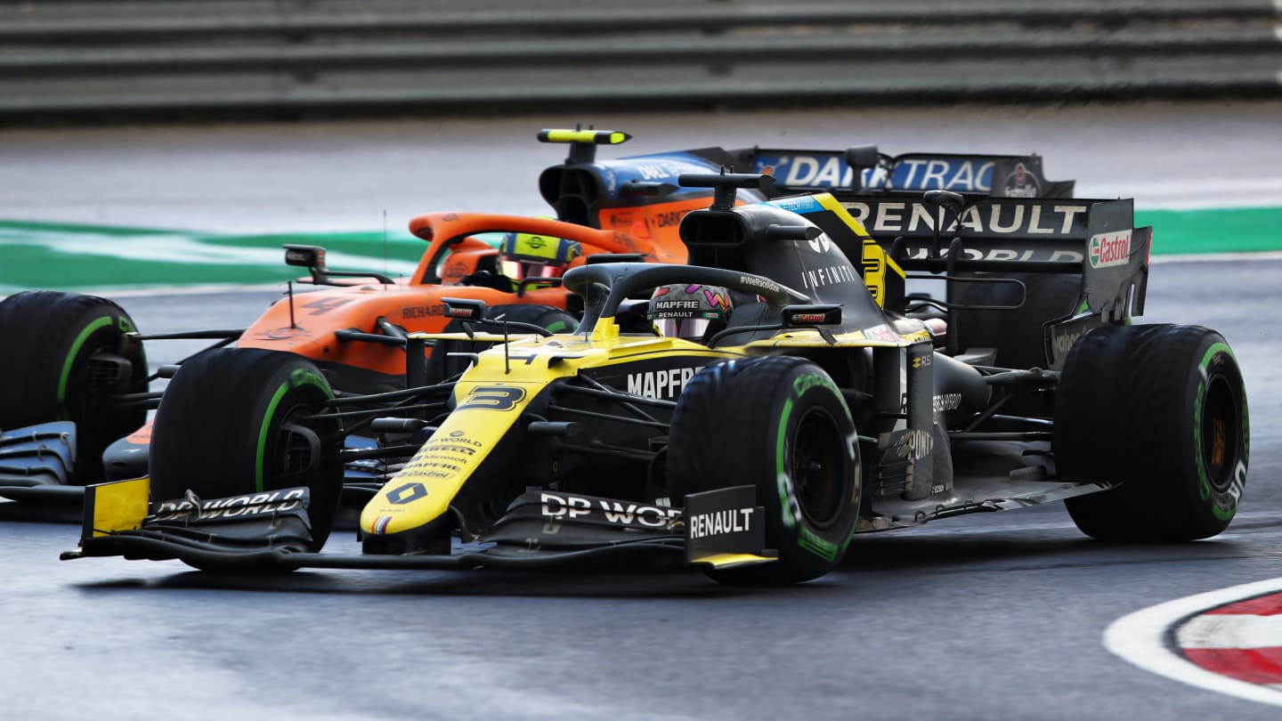 ISTANBUL, TURKEY - NOVEMBER 15: Daniel Ricciardo of Australia driving the (3) Renault Sport Formula One Team RS20 and Lando Norris of Great Britain driving the (4) McLaren F1 Team MCL35 Renault battle for position during the F1 Grand Prix of Turkey at Intercity Istanbul Park on November 15, 2020 in Istanbul, Turkey. (Photo by Joe Portlock - Formula 1/Formula 1 via Getty Images)