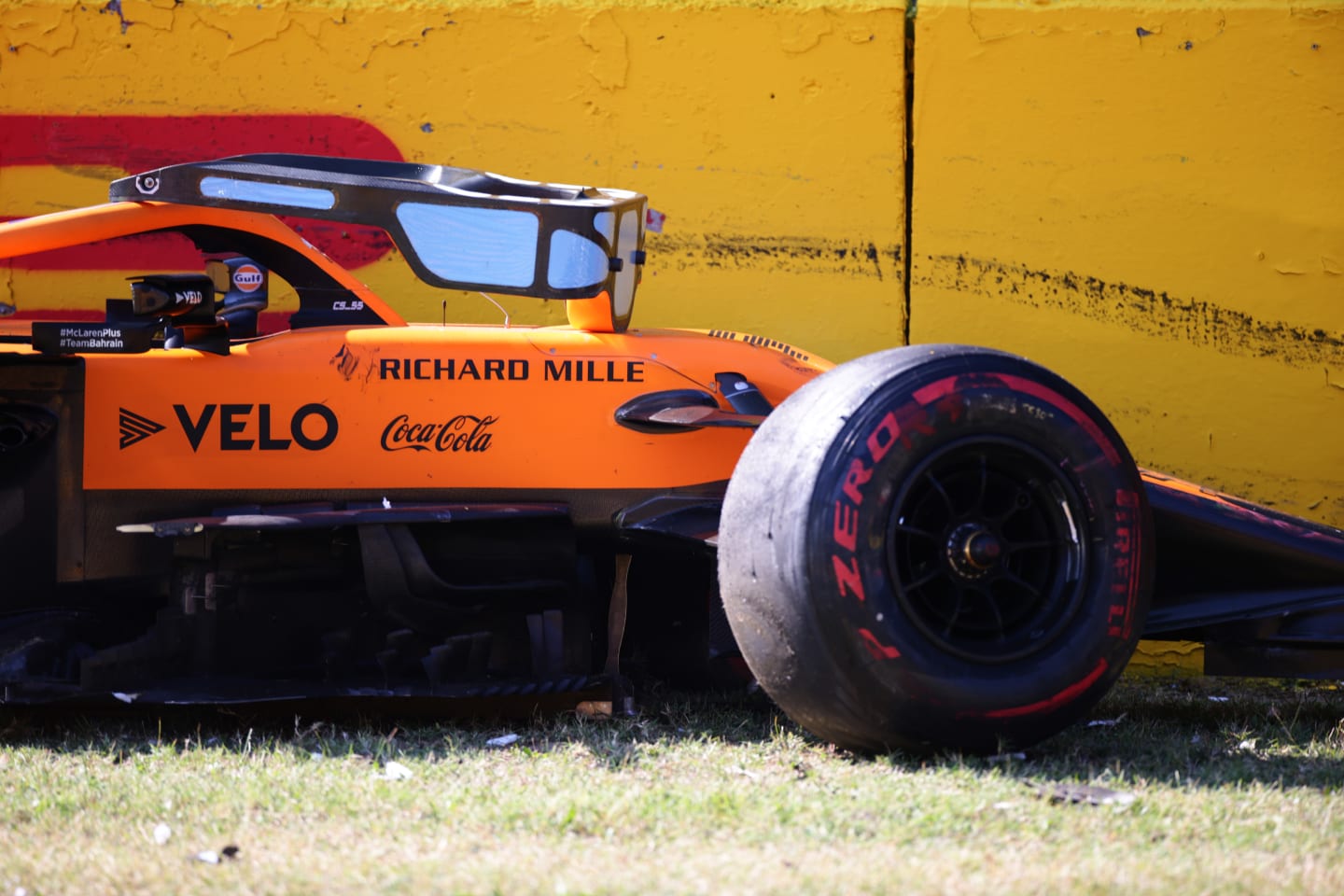 SCARPERIA, ITALY - SEPTEMBER 13: The broken car of Carlos Sainz of Spain driving the (55) McLaren F1 Team MCL35 Renault is seen at the side of the track during the F1 Grand Prix of Tuscany at Mugello Circuit on September 13, 2020 in Scarperia, Italy. (Photo by Peter Fox/Getty Images)