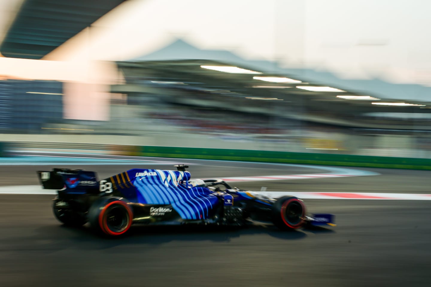 ABU DHABI, UNITED ARAB EMIRATES - DECEMBER 11: George Russell of Williams and Great Britain  during qualifying ahead of the F1 Grand Prix of Abu Dhabi at Yas Marina Circuit on December 11, 2021 in Abu Dhabi, United Arab Emirates. (Photo by Peter Fox/Getty Images)