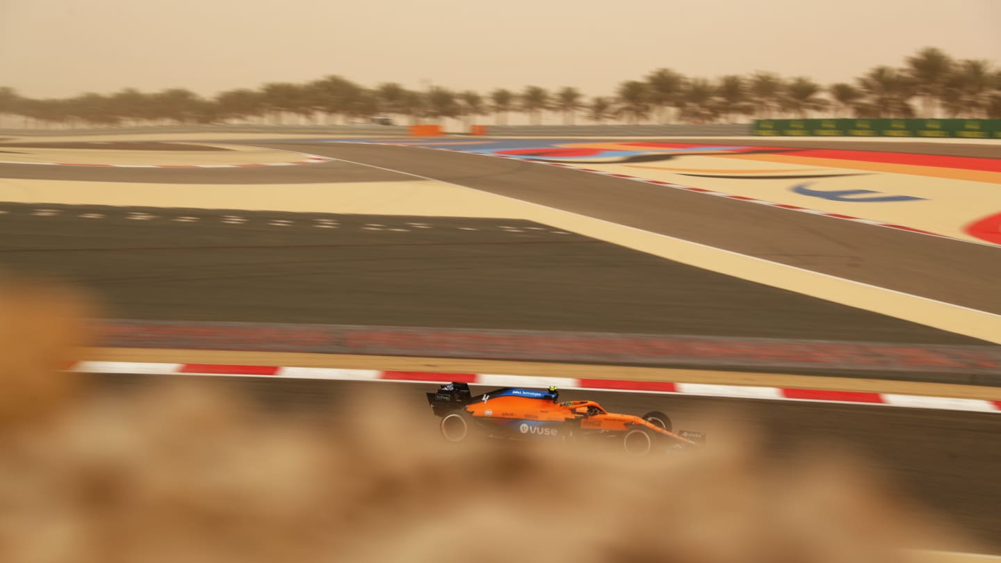 Norris's papaya MCL35M complements the orange hues of the Bahrain desert perfectly