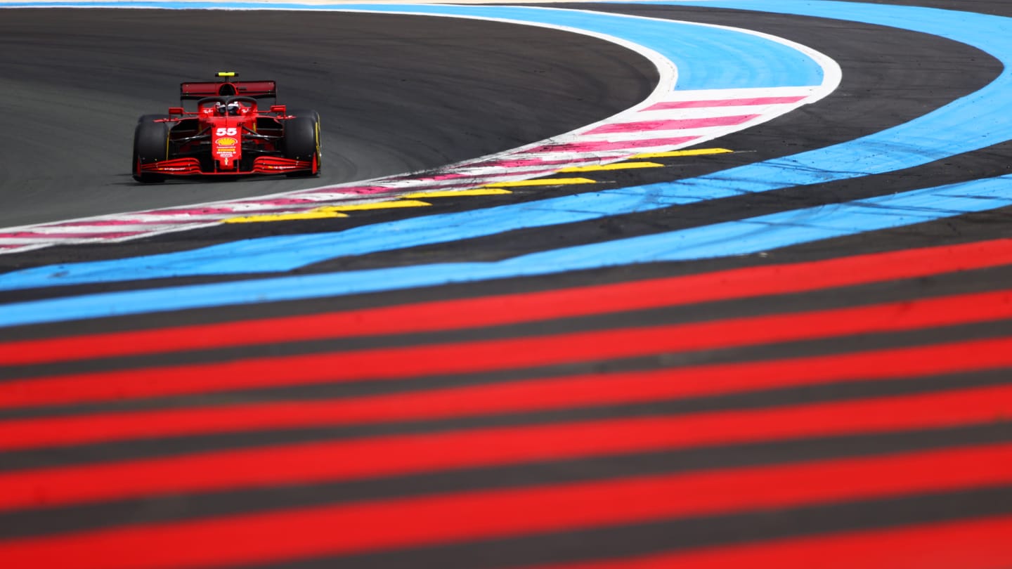 LE CASTELLET, FRANCE - JUNE 20: Carlos Sainz of Spain driving the (55) Scuderia Ferrari SF21 on track during the F1 Grand Prix of France at Circuit Paul Ricard on June 20, 2021 in Le Castellet, France. (Photo by Dan Istitene - Formula 1/Formula 1 via Getty Images)