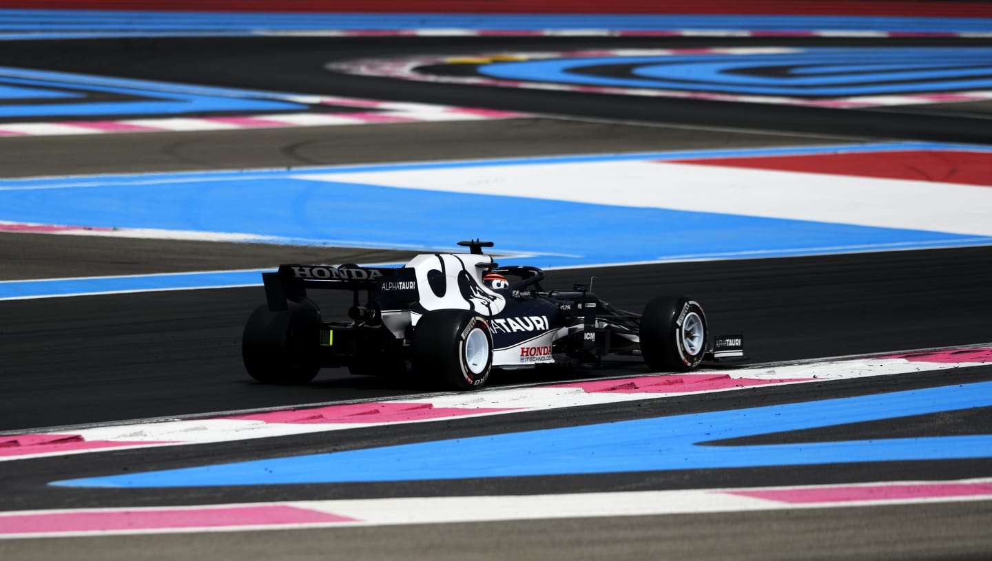 LE CASTELLET, FRANCE - JUNE 20: Yuki Tsunoda of Japan driving the (22) Scuderia AlphaTauri AT02