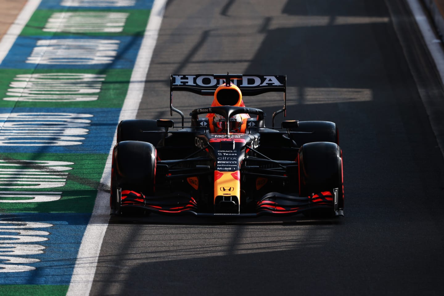 NORTHAMPTON, ENGLAND - JULY 16: Max Verstappen of the Netherlands driving the (33) Red Bull Racing RB16B Honda in the Pitlane during qualifying ahead of the F1 Grand Prix of Great Britain at Silverstone on July 16, 2021 in Northampton, England. (Photo by Mark Thompson/Getty Images)