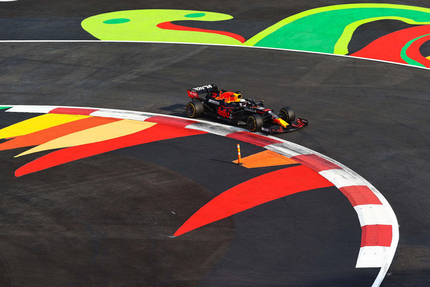 MEXICO CITY, MEXICO - NOVEMBER 05: Max Verstappen of the Netherlands driving the (33) Red Bull Racing RB16B Honda during practice ahead of the F1 Grand Prix of Mexico at Autodromo Hermanos Rodriguez on November 05, 2021 in Mexico City, Mexico. (Photo by Mark Thompson/Getty Images)