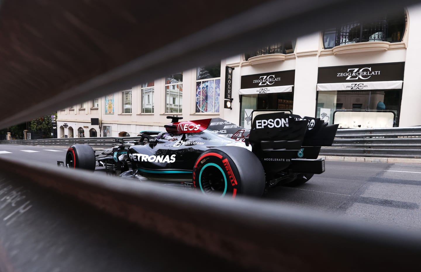 MONTE-CARLO, MONACO - MAY 22: Lewis Hamilton of Great Britain driving the (44) Mercedes AMG Petronas F1 Team Mercedes W12 on track during qualifying for the F1 Grand Prix of Monaco at Circuit de Monaco on May 22, 2021 in Monte-Carlo, Monaco. (Photo by Lars Baron/Getty Images)