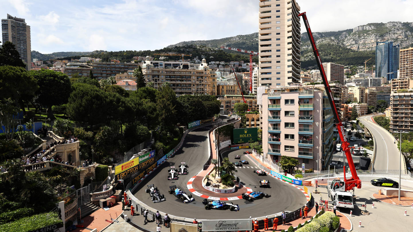 MONTE-CARLO, MONACO - MAY 23: A general view of the first lap as  Fernando Alonso of Spain driving the (14) Alpine A521 Renault, George Russell of Great Britain driving the (63) Williams Racing FW43B Mercedes, Nicholas Latifi of Canada driving the (6) Williams Racing FW43B Mercedes, Yuki Tsunoda of Japan driving the (22) Scuderia AlphaTauri AT02 (Photo by Clive Rose - Formula 1/Formula 1 via Getty Images)