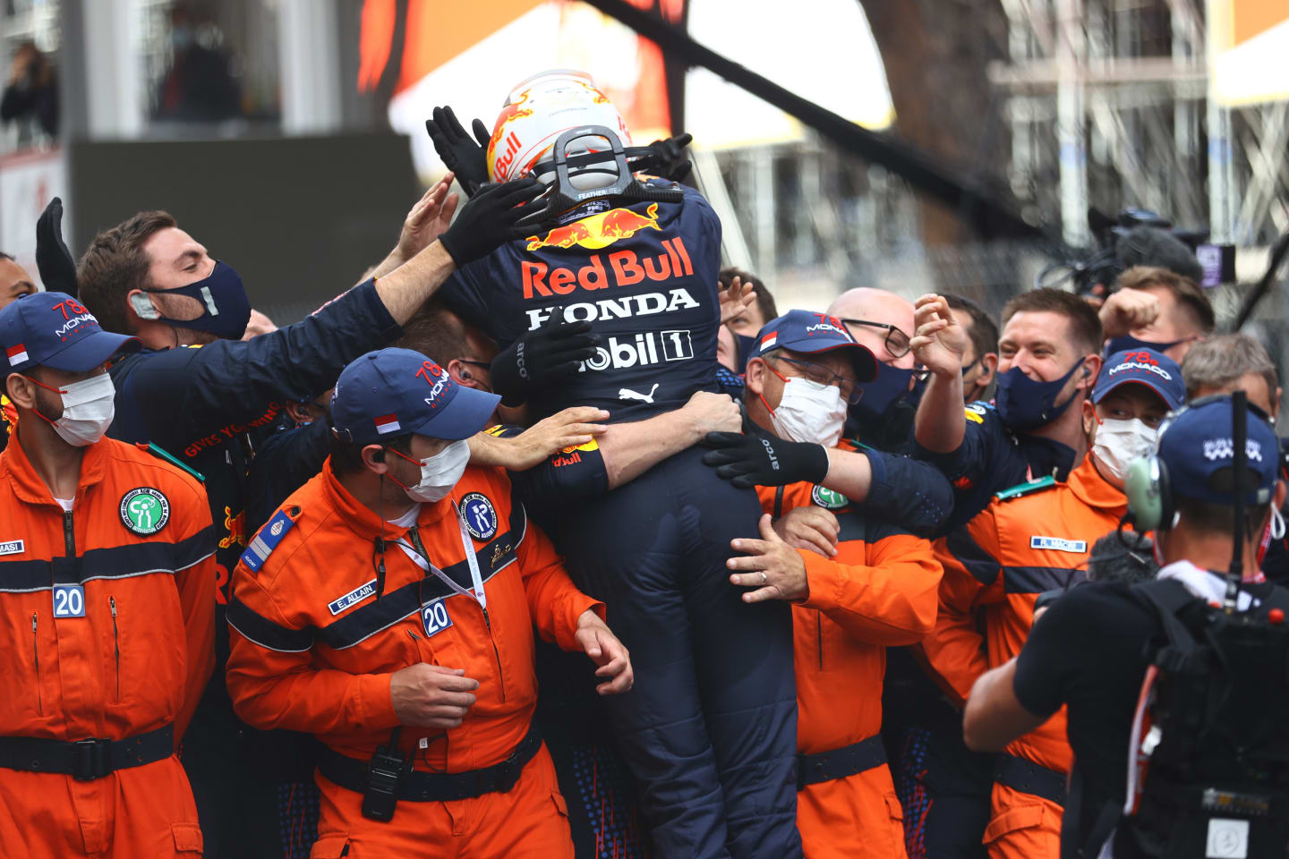 MONTE-CARLO, MONACO - MAY 23: Race winner Max Verstappen of Netherlands and Red Bull Racing celebrates with his team in parc ferme during the F1 Grand Prix of Monaco at Circuit de Monaco on May 23, 2021 in Monte-Carlo, Monaco. (Photo by Bryn Lennon/Getty Images)
