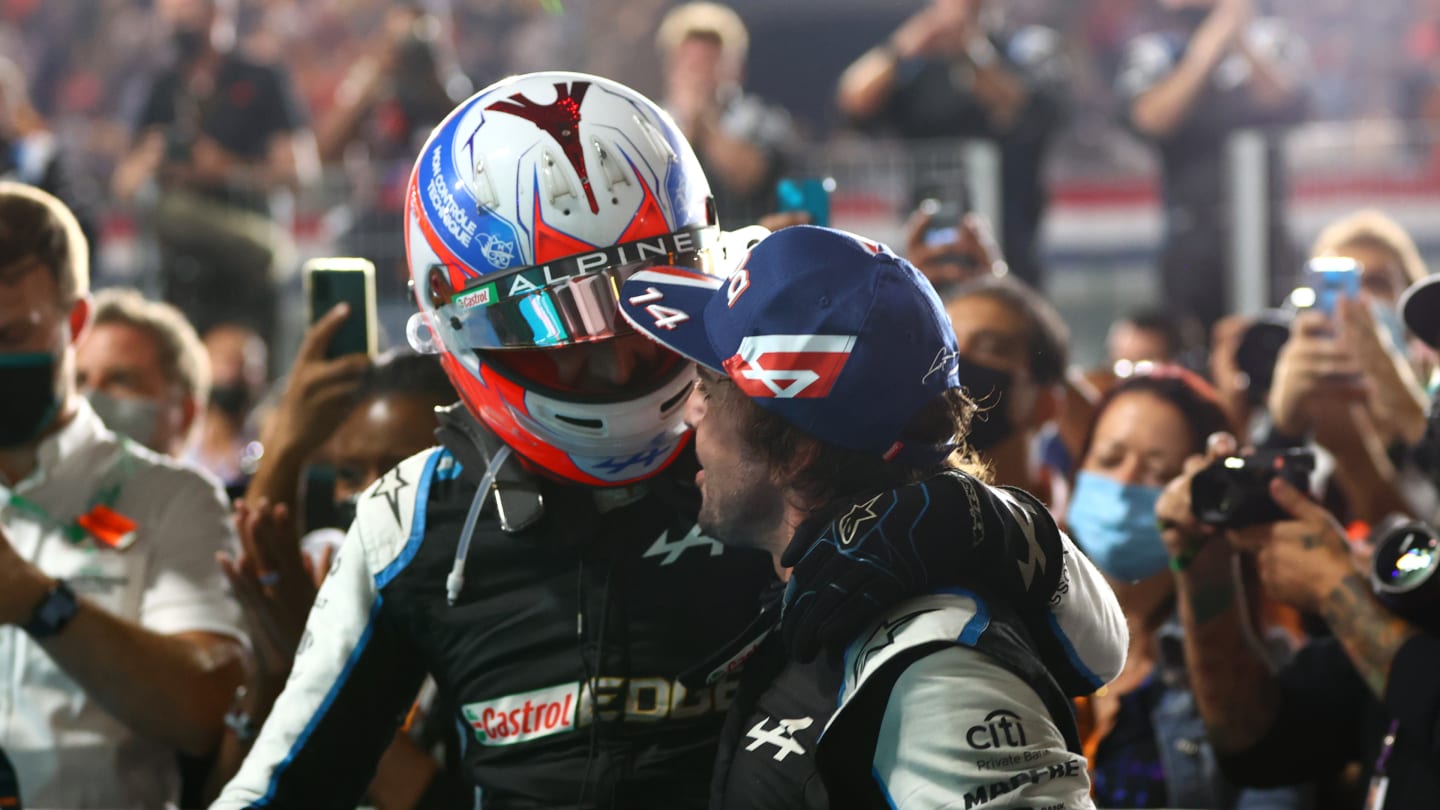 DOHA, QATAR - NOVEMBER 21: Third placed Fernando Alonso of Spain and Alpine F1 Team celebrates with