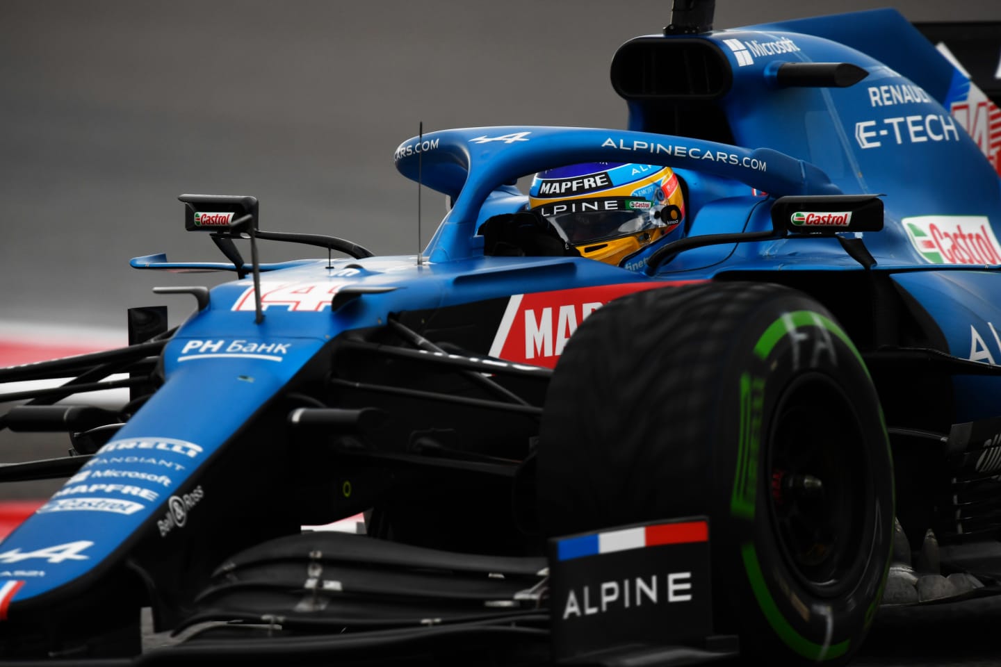 SOCHI, RUSSIA - SEPTEMBER 25: Fernando Alonso of Spain driving the (14) Alpine A521 Renault on