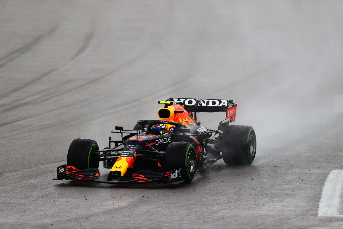 SOCHI, RUSSIA - SEPTEMBER 26: Sergio Perez of Mexico driving the (11) Red Bull Racing RB16B Honda during the F1 Grand Prix of Russia at Sochi Autodrom on September 26, 2021 in Sochi, Russia. (Photo by Bryn Lennon/Getty Images)