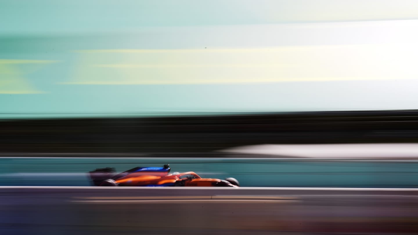 BARCELONA, SPAIN - MAY 08: Daniel Ricciardo of Australia driving the (3) McLaren F1 Team MCL35M Mercedes on track during final practice for the F1 Grand Prix of Spain at Circuit de Barcelona-Catalunya on May 08, 2021 in Barcelona, Spain. (Photo by Mario Renzi - Formula 1/Formula 1 via Getty Images)