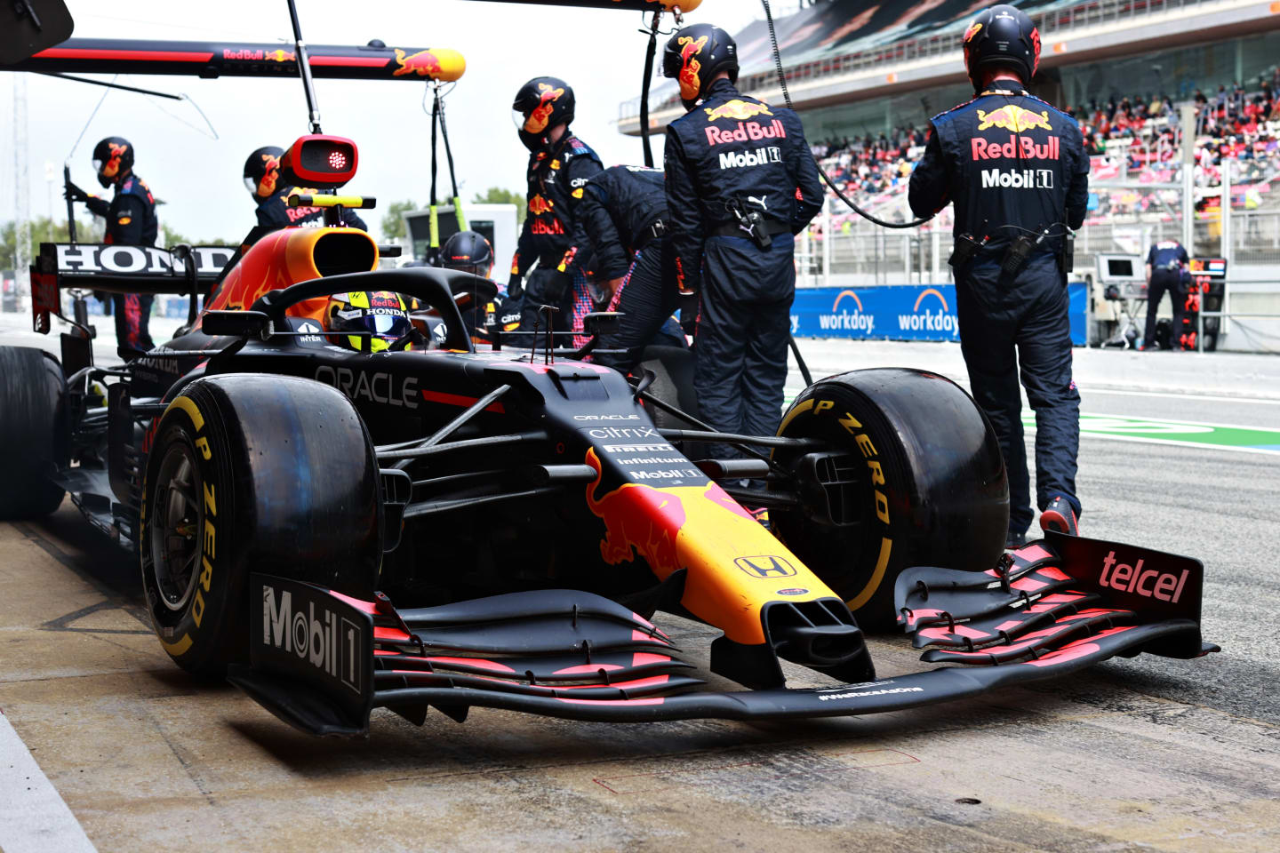 BARCELONA, SPAIN - MAY 09: Sergio Perez of Mexico driving the (11) Red Bull Racing RB16B Honda makes a pitstop during the F1 Grand Prix of Spain at Circuit de Barcelona-Catalunya on May 09, 2021 in Barcelona, Spain. (Photo by Mark Thompson/Getty Images)