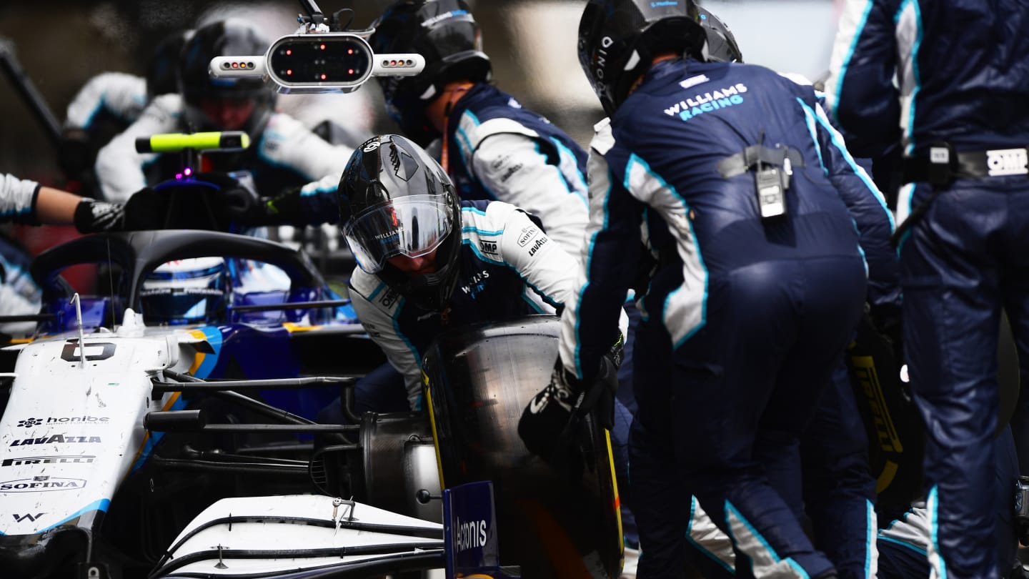 BARCELONA, SPAIN - MAY 09: Nicholas Latifi of Canada driving the (6) Williams Racing FW43B Mercedes comes in for a tyre change during the F1 Grand Prix of Spain at Circuit de Barcelona-Catalunya on May 09, 2021 in Barcelona, Spain. (Photo by Mario Renzi - Formula 1/Formula 1 via Getty Images)