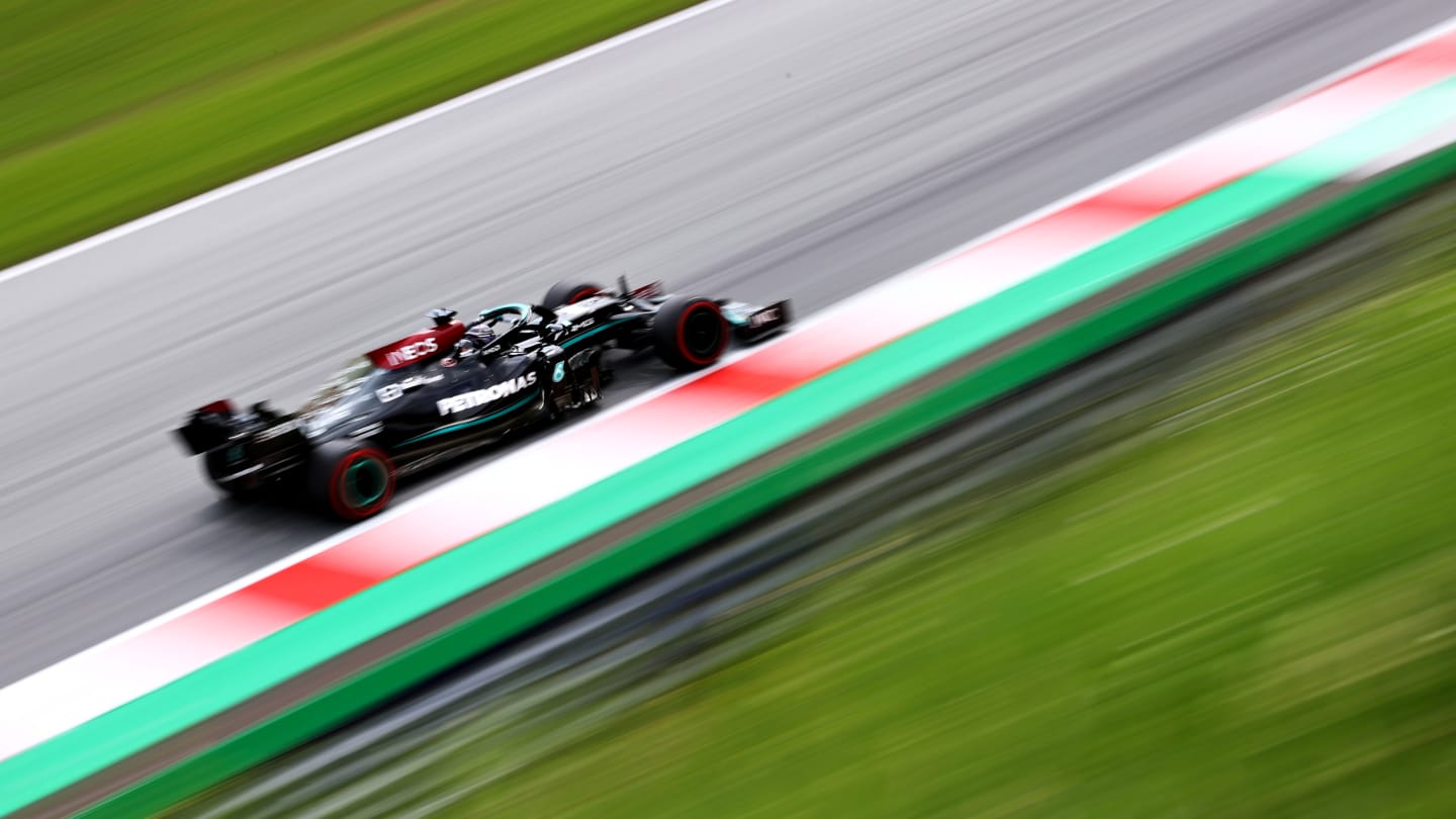 SPIELBERG, AUSTRIA - JUNE 25: Lewis Hamilton of Great Britain driving the (44) Mercedes AMG