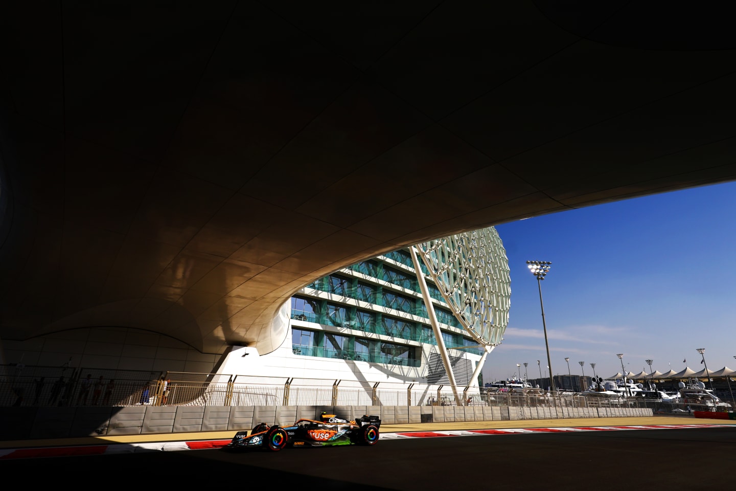 ABU DHABI, UNITED ARAB EMIRATES - NOVEMBER 18: Pato O'Ward of Mexico driving the (28) McLaren MCL36