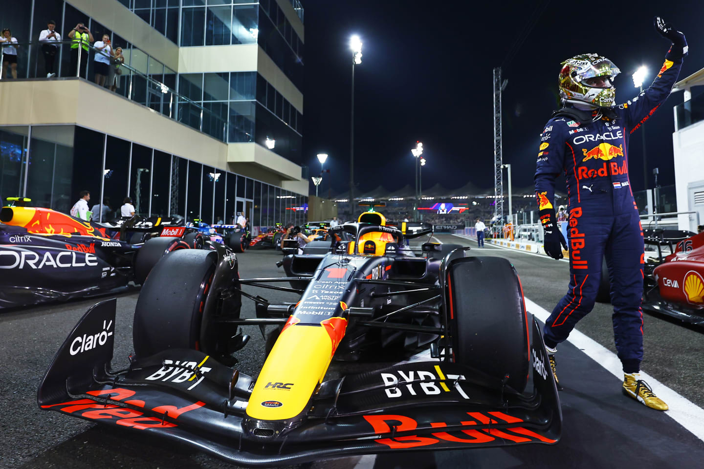 ABU DHABI, UNITED ARAB EMIRATES - NOVEMBER 19: Pole position qualifier Max Verstappen of the Netherlands and Oracle Red Bull Racing celebrates in parc ferme during qualifying ahead of the F1 Grand Prix of Abu Dhabi at Yas Marina Circuit on November 19, 2022 in Abu Dhabi, United Arab Emirates. (Photo by Mark Thompson/Getty Images)