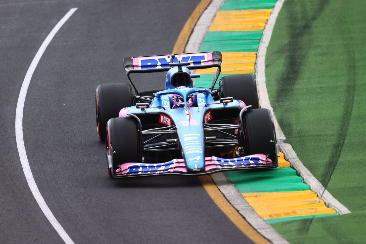 MELBOURNE, AUSTRALIA - APRIL 09: Fernando Alonso of Spain driving the (14) Alpine F1 A522 Renault