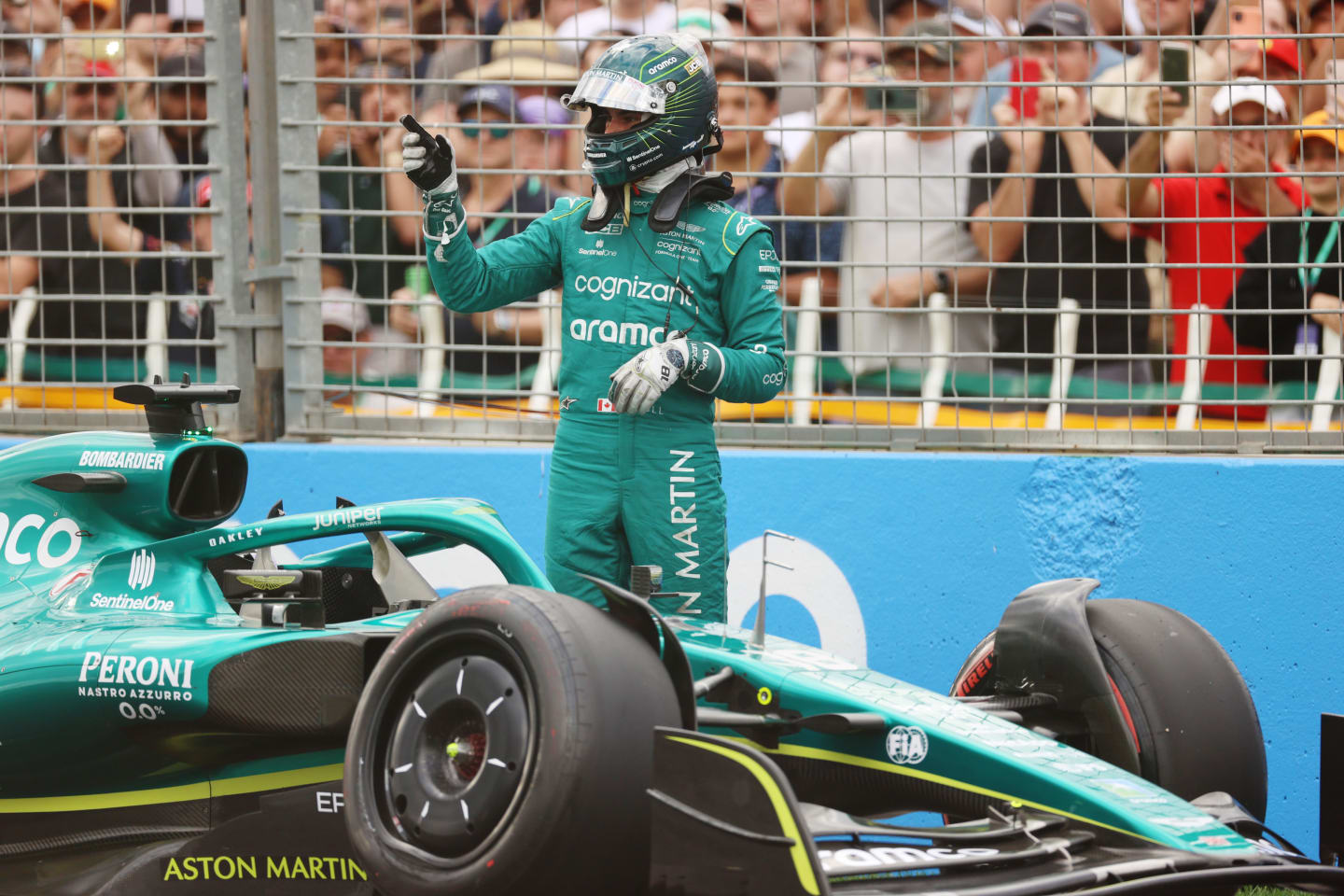 MELBOURNE, AUSTRALIA - APRIL 09: Lance Stroll of Canada and Aston Martin F1 Team gestures after crashing during qualifying ahead of the F1 Grand Prix of Australia at Melbourne Grand Prix Circuit on April 09, 2022 in Melbourne, Australia. (Photo by Robert Cianflone/Getty Images)