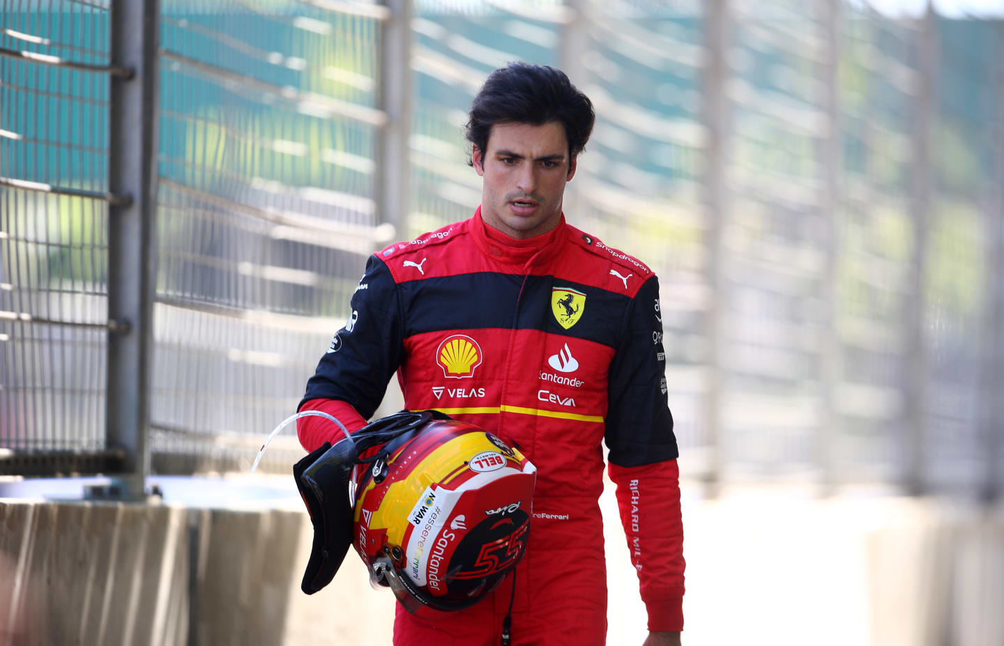 BAKU, AZERBAIJAN - JUNE 12: Carlos Sainz of Spain and Ferrari looks dejected after retiring from the race during the F1 Grand Prix of Azerbaijan at Baku City Circuit on June 12, 2022 in Baku, Azerbaijan. (Photo by Joe Portlock - Formula 1/Formula 1 via Getty Images)