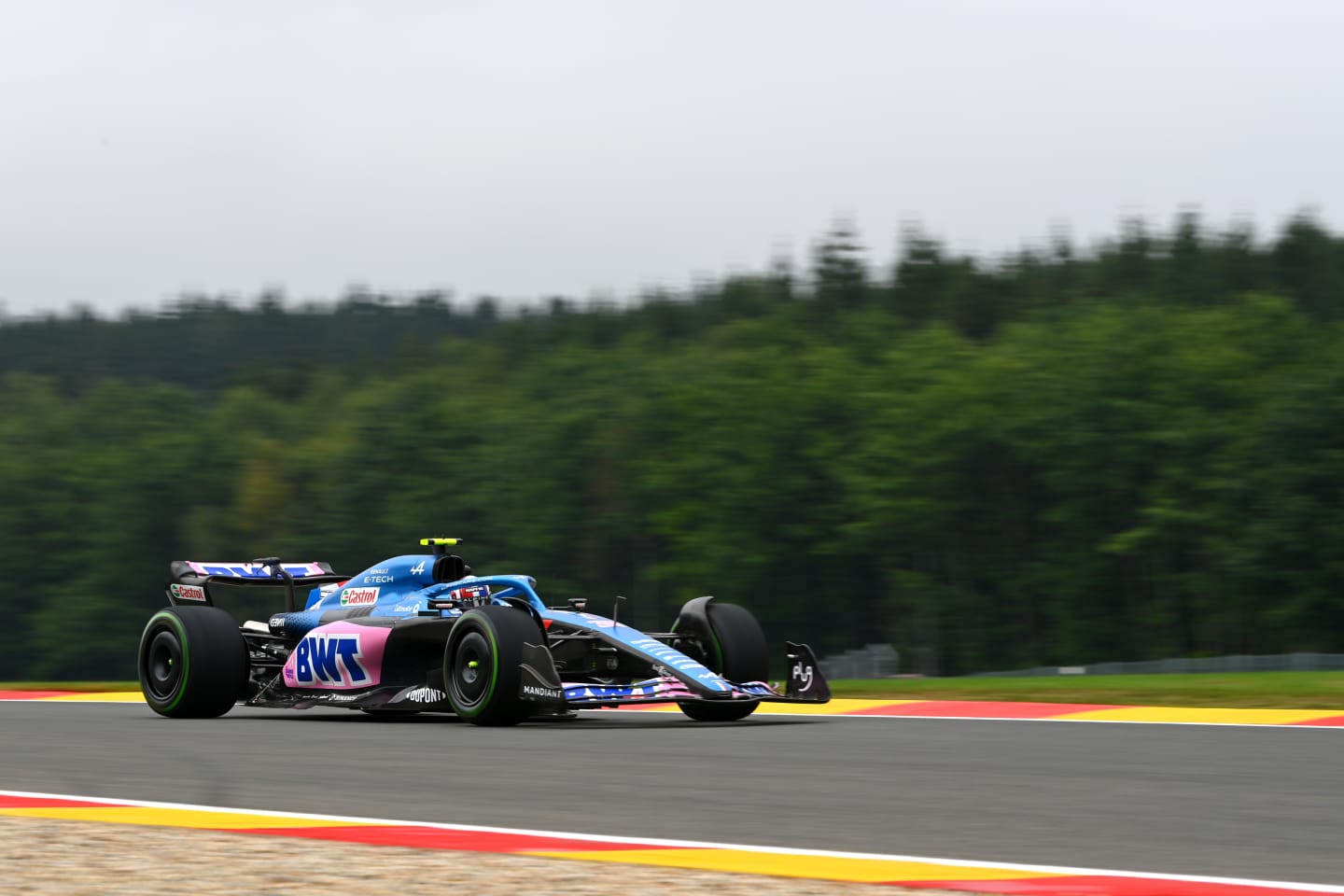 SPA, BELGIUM - AUGUST 26: Esteban Ocon of France driving the (31) Alpine F1 A522 Renault on track during practice ahead of the F1 Grand Prix of Belgium at Circuit de Spa-Francorchamps on August 26, 2022 in Spa, Belgium. (Photo by Dan Mullan/Getty Images)