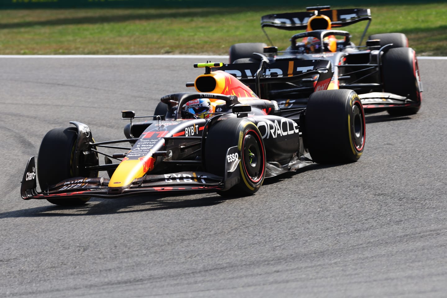 SPA, BELGIUM - AUGUST 28: Sergio Perez of Mexico driving the (11) Oracle Red Bull Racing RB18 leads