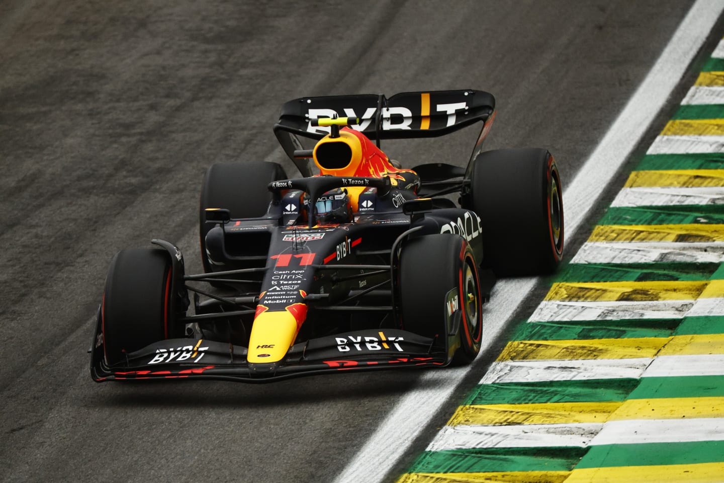 SAO PAULO, BRAZIL - NOVEMBER 11: Sergio Perez of Mexico driving the (11) Oracle Red Bull Racing RB18 on track during qualifying ahead of the F1 Grand Prix of Brazil at Autodromo Jose Carlos Pace on November 11, 2022 in Sao Paulo, Brazil. (Photo by Chris Graythen/Getty Images)