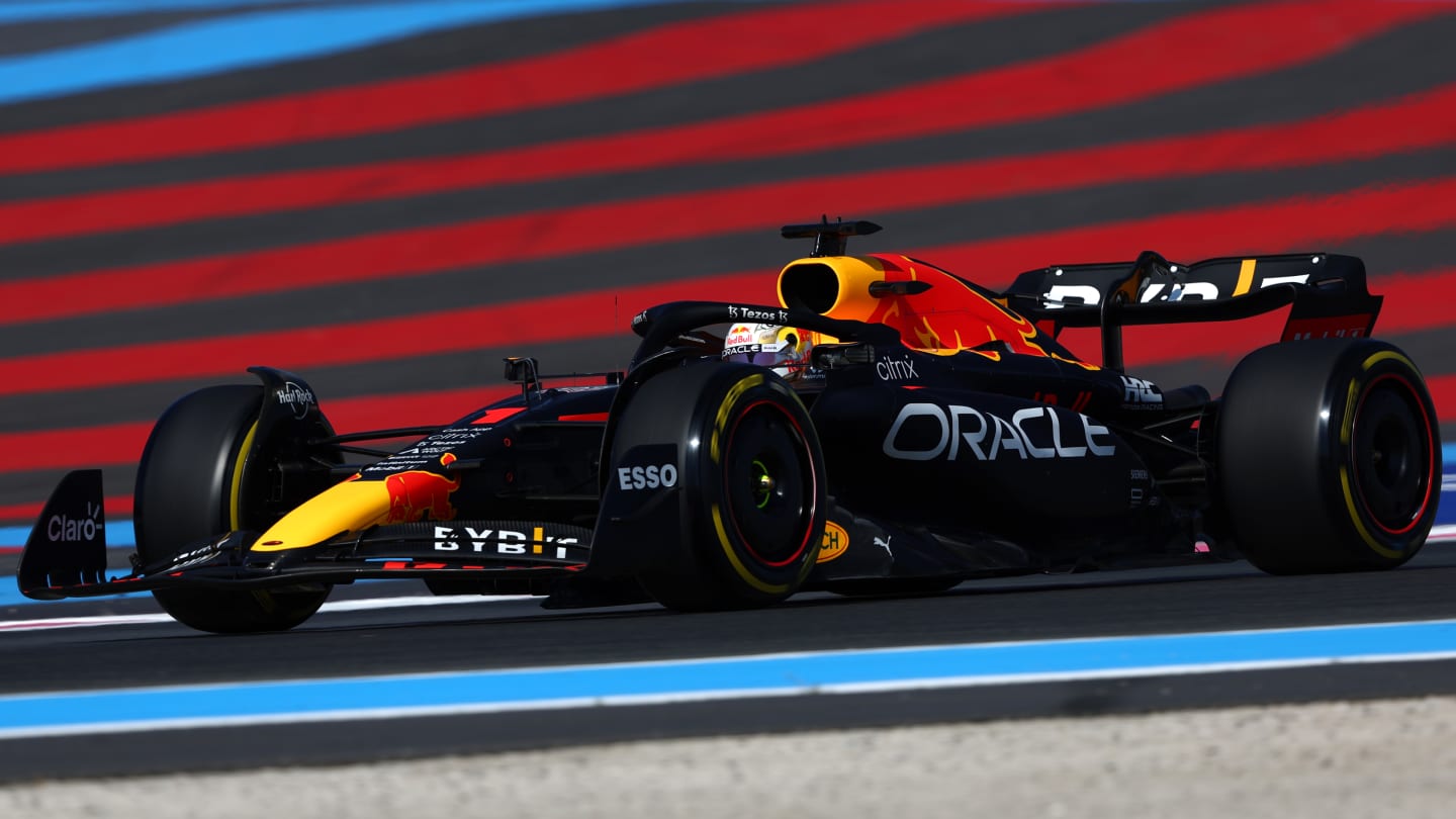 LE CASTELLET, FRANCE - JULY 22: Max Verstappen of the Netherlands driving the (1) Oracle Red Bull Racing RB18 on track during practice ahead of the F1 Grand Prix of France at Circuit Paul Ricard on July 22, 2022 in Le Castellet, France. (Photo by Bryn Lennon - Formula 1/Formula 1 via Getty Images)