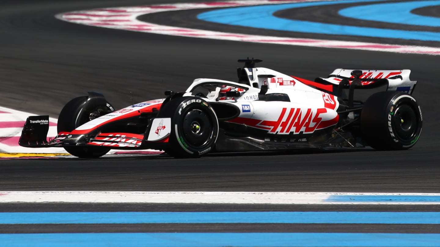 LE CASTELLET, FRANCE - JULY 24: Kevin Magnussen of Denmark driving the (20) Haas F1 VF-22 Ferrari on track during the F1 Grand Prix of France at Circuit Paul Ricard on July 24, 2022 in Le Castellet, France. (Photo by Joe Portlock - Formula 1/Formula 1 via Getty Images)