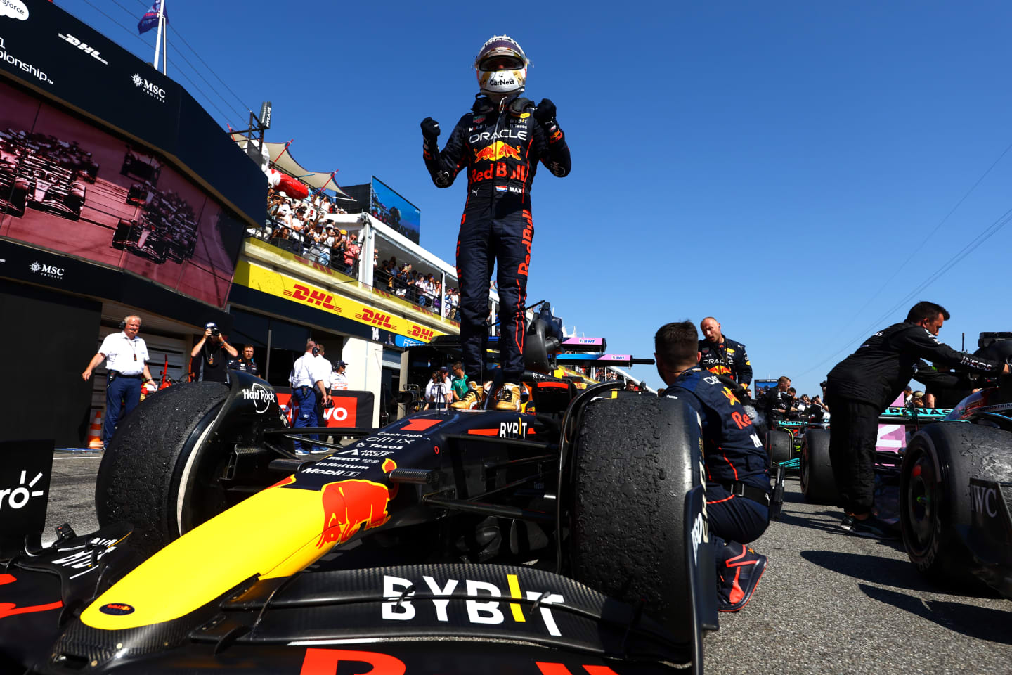 LE CASTELLET, FRANCE - JULY 24: Race winner Max Verstappen of the Netherlands and Oracle Red Bull Racing celebrates in parc ferme during the F1 Grand Prix of France at Circuit Paul Ricard on July 24, 2022 in Le Castellet, France. (Photo by Mark Thompson/Getty Images)
