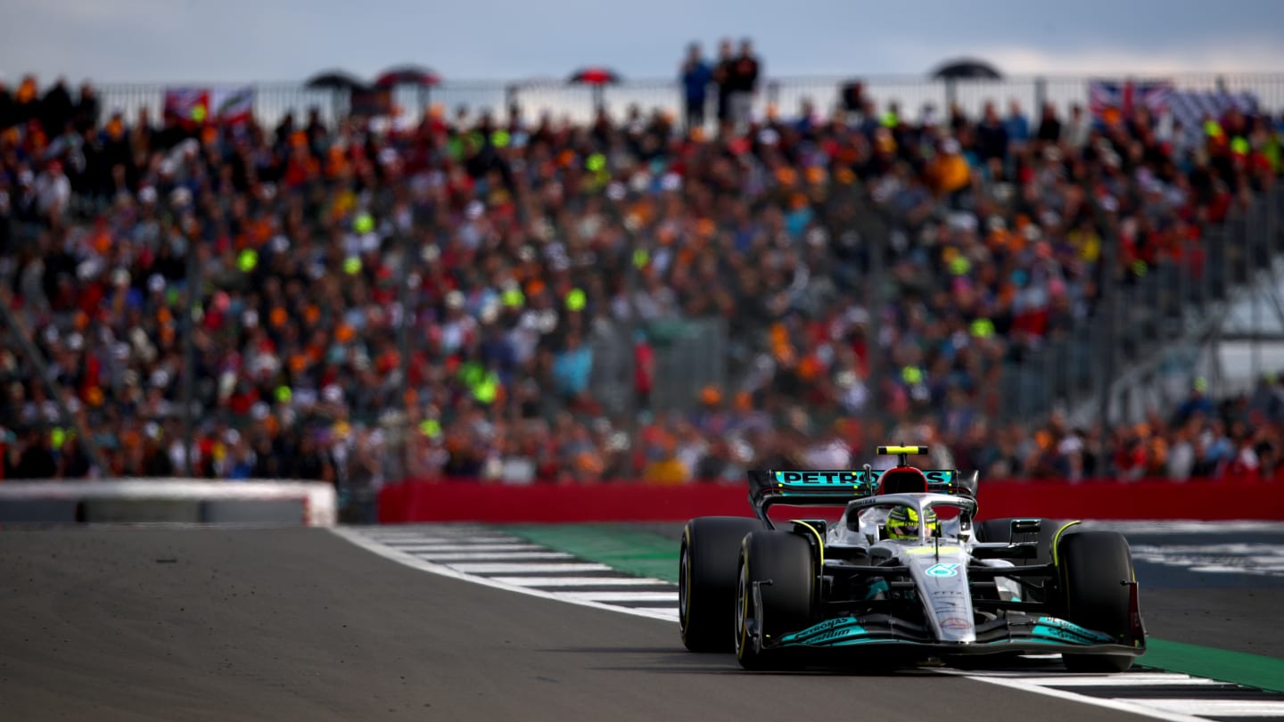 NORTHAMPTON, ENGLAND - JULY 03: Lewis Hamilton of Great Britain driving the (44) Mercedes AMG Petronas F1 Team W13 on track during the F1 Grand Prix of Great Britain at Silverstone on July 03, 2022 in Northampton, England. (Photo by Joe Portlock - Formula 1/Formula 1 via Getty Images)