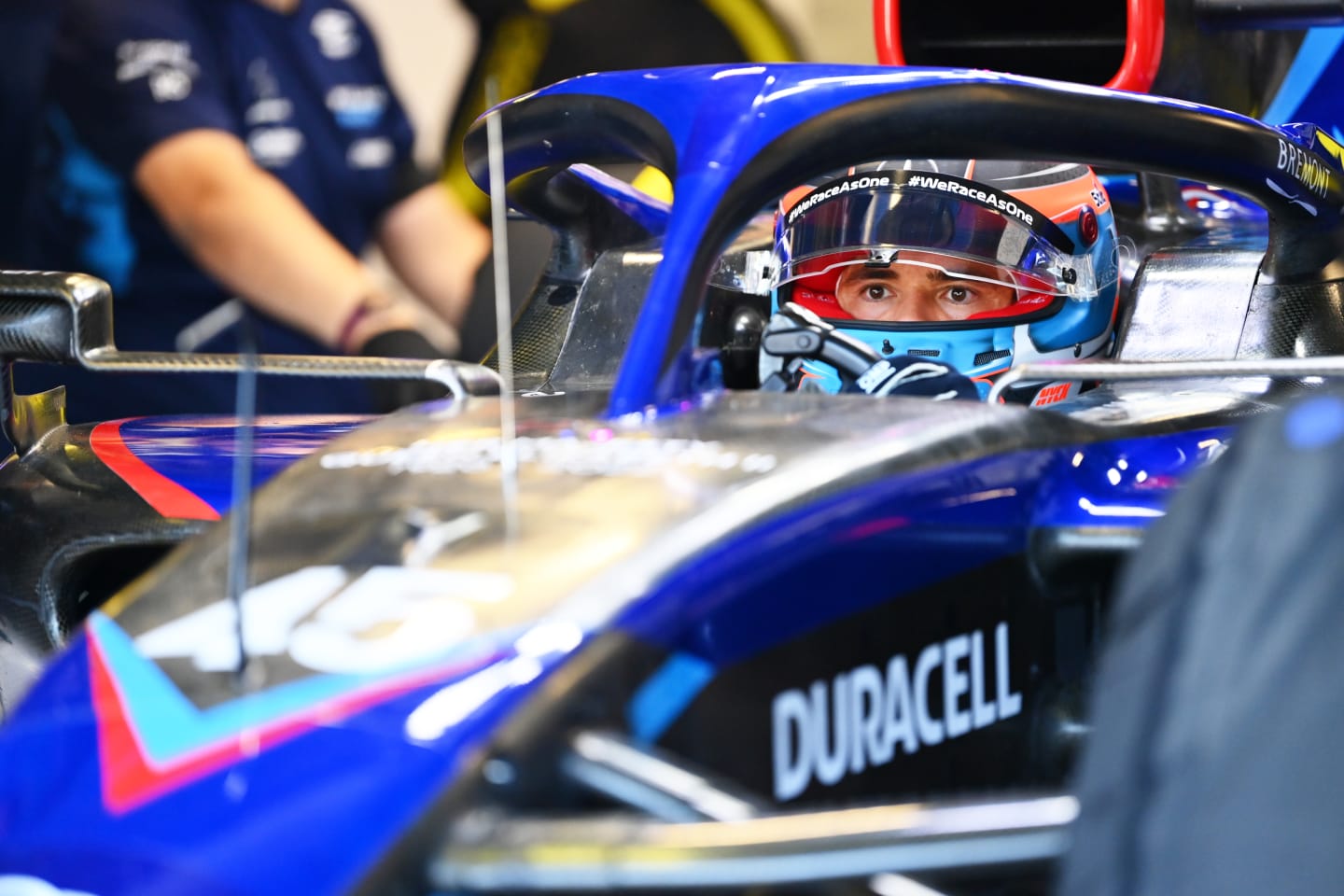 MONZA, ITALY - SEPTEMBER 10: Nyck de Vries of Netherlands and Williams prepares to drive in the garage during final practice ahead of the F1 Grand Prix of Italy at Autodromo Nazionale Monza on September 10, 2022 in Monza, Italy. (Photo by Dan Mullan/Getty Images)