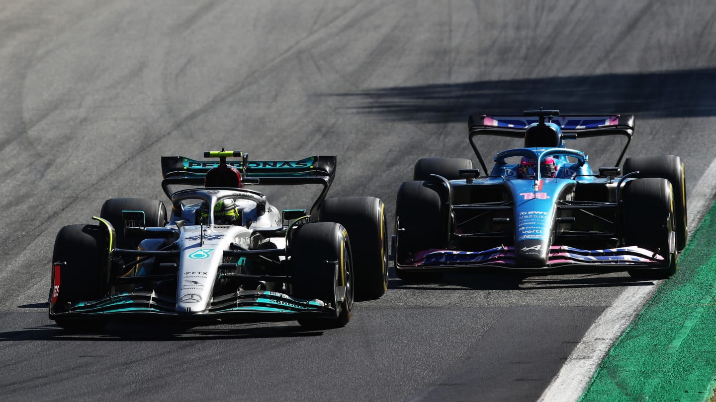 MONZA, ITALY - SEPTEMBER 11: Lewis Hamilton of Great Britain driving the (44) Mercedes AMG Petronas