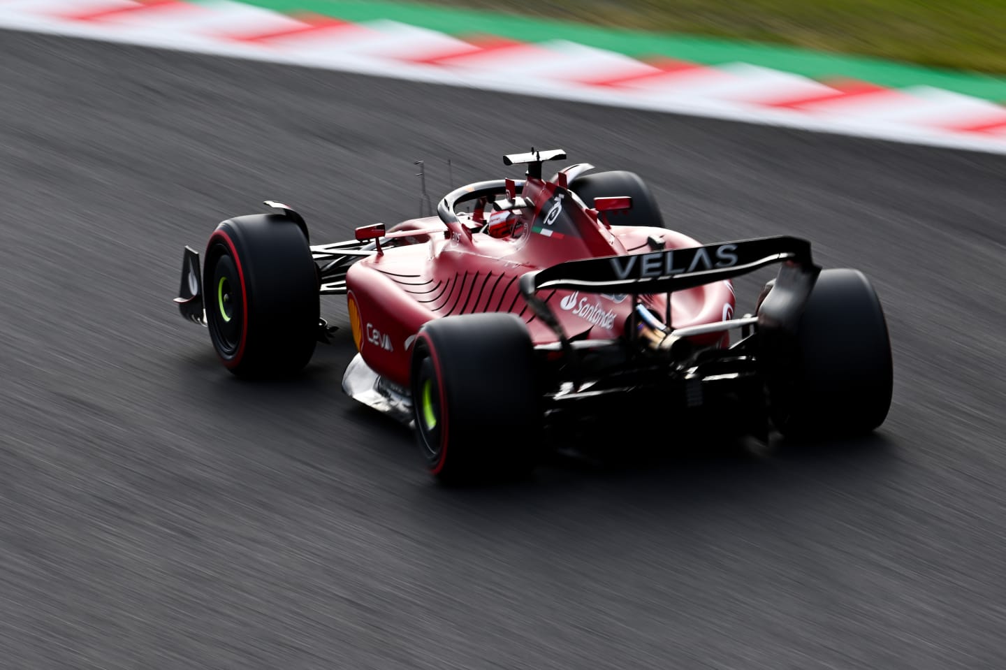 SUZUKA, JAPAN - OCTOBER 08: Charles Leclerc of Monaco driving the (16) Ferrari F1-75 on track during qualifying ahead of the F1 Grand Prix of Japan at Suzuka International Racing Course on October 08, 2022 in Suzuka, Japan. (Photo by Clive Mason/Getty Images)