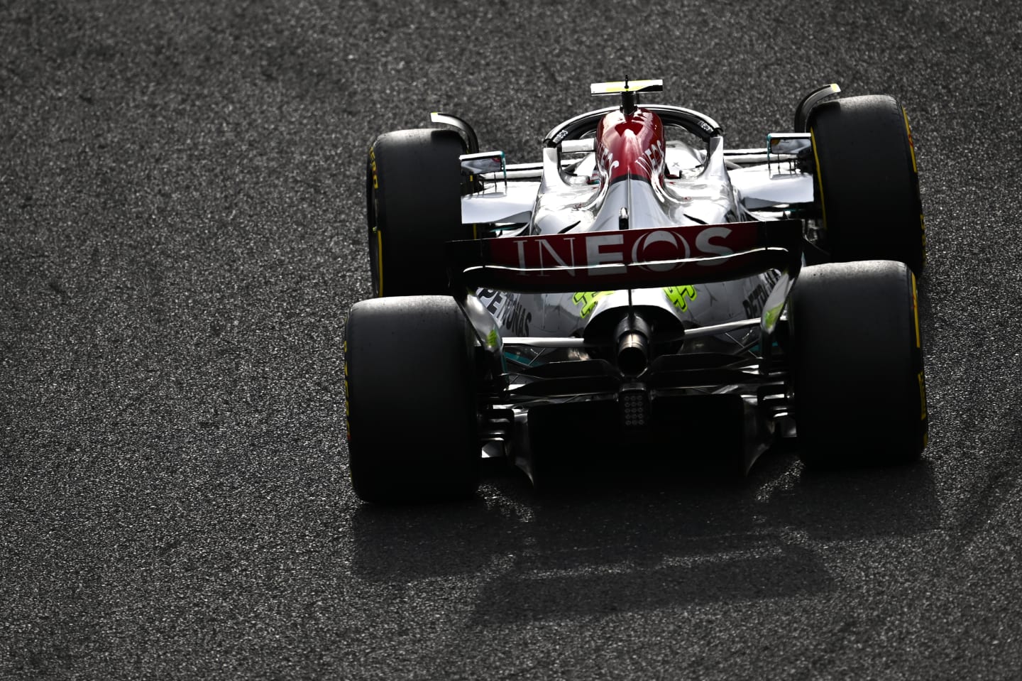 SUZUKA, JAPAN - OCTOBER 08: Lewis Hamilton of Great Britain driving the (44) Mercedes AMG Petronas