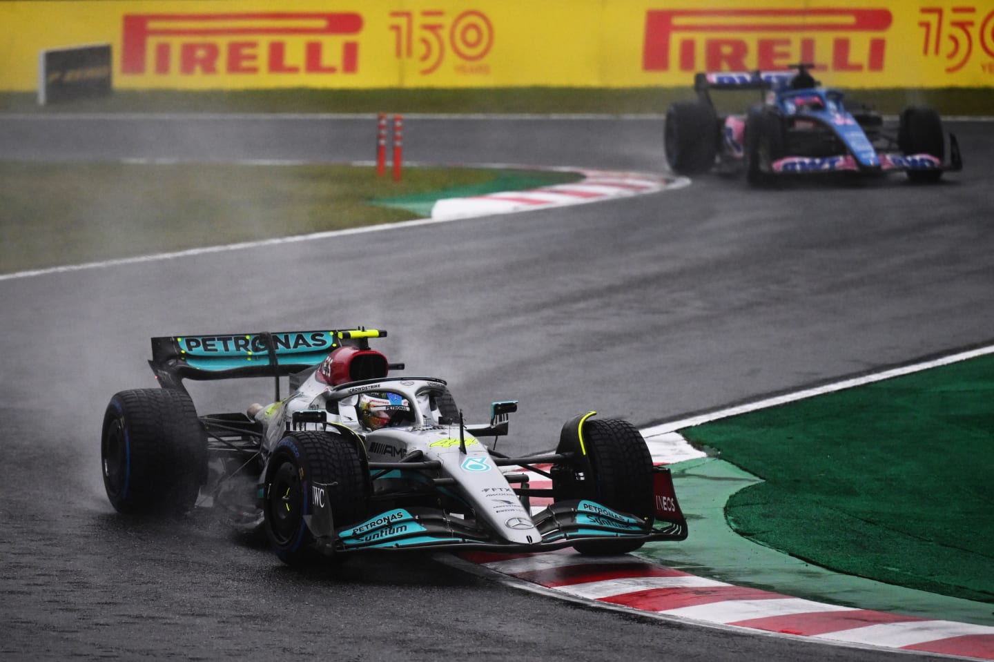 SUZUKA, JAPAN - OCTOBER 09: Lewis Hamilton of Great Britain driving the (44) Mercedes AMG Petronas