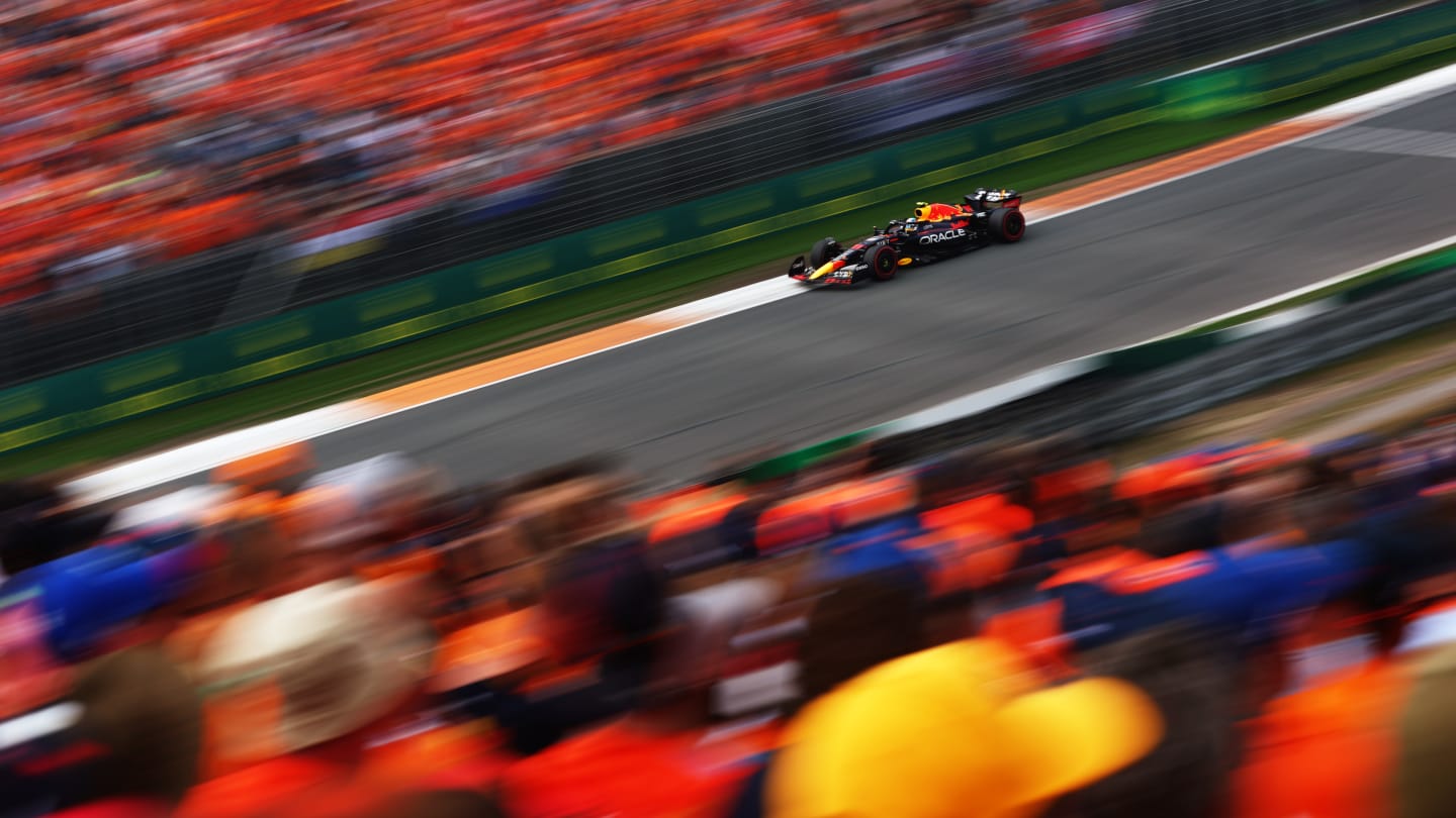 ZANDVOORT, NETHERLANDS - SEPTEMBER 04: Sergio Perez of Mexico driving the (11) Oracle Red Bull Racing RB18 on track during the F1 Grand Prix of The Netherlands at Circuit Zandvoort on September 04, 2022 in Zandvoort, Netherlands. (Photo by Lars Baron - Formula 1/Formula 1 via Getty Images)