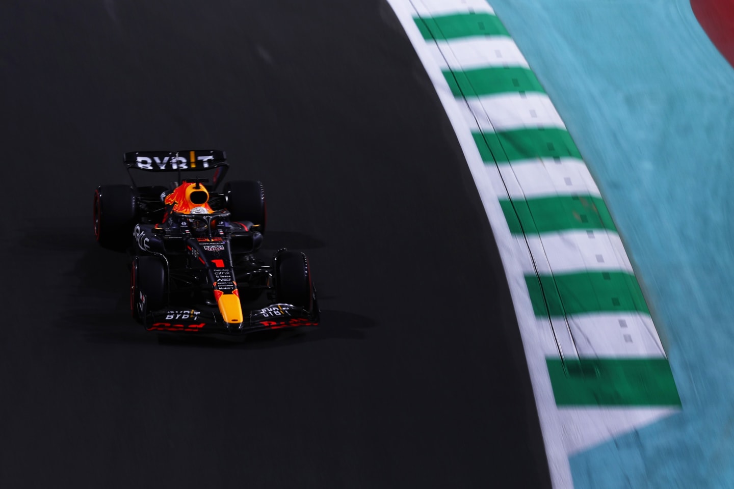 JEDDAH, SAUDI ARABIA - MARCH 26: Max Verstappen of the Netherlands driving the (1) Oracle Red Bull Racing RB18 on track during qualifying ahead of the F1 Grand Prix of Saudi Arabia at the Jeddah Corniche Circuit on March 26, 2022 in Jeddah, Saudi Arabia. (Photo by Lars Baron/Getty Images)