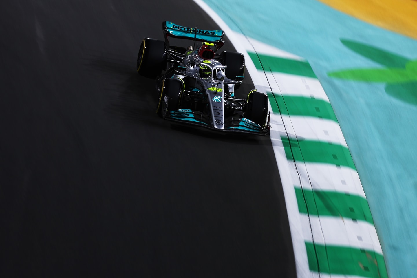 JEDDAH, SAUDI ARABIA - MARCH 26: Lewis Hamilton of Great Britain driving the (44) Mercedes AMG Petronas F1 Team W13 on track during qualifying ahead of the F1 Grand Prix of Saudi Arabia at the Jeddah Corniche Circuit on March 26, 2022 in Jeddah, Saudi Arabia. (Photo by Lars Baron/Getty Images)