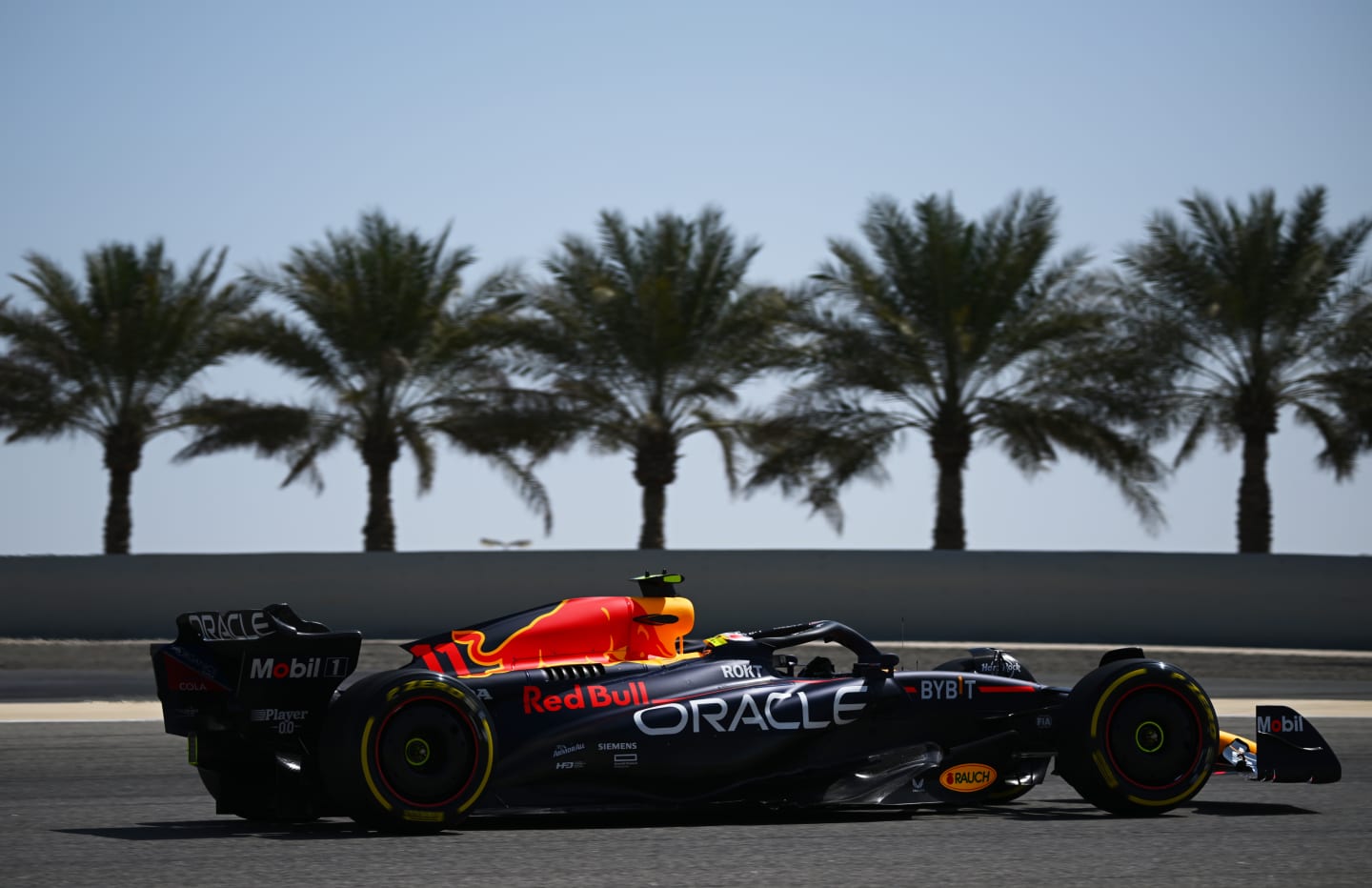 BAHRAIN, BAHRAIN - FEBRUARY 24: Max Verstappen of the Netherlands driving the (1) Oracle Red Bull