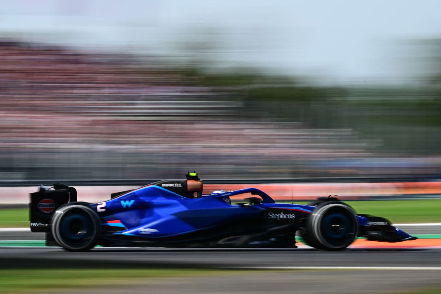 Williams' US driver Logan Sargeant drives during the Italian Formula One Grand Prix race at Autodromo Nazionale Monza circuit, in Monza on September 3, 2023. (Photo by Ben Stansall / AFP) (Photo by BEN STANSALL/AFP via Getty Images)