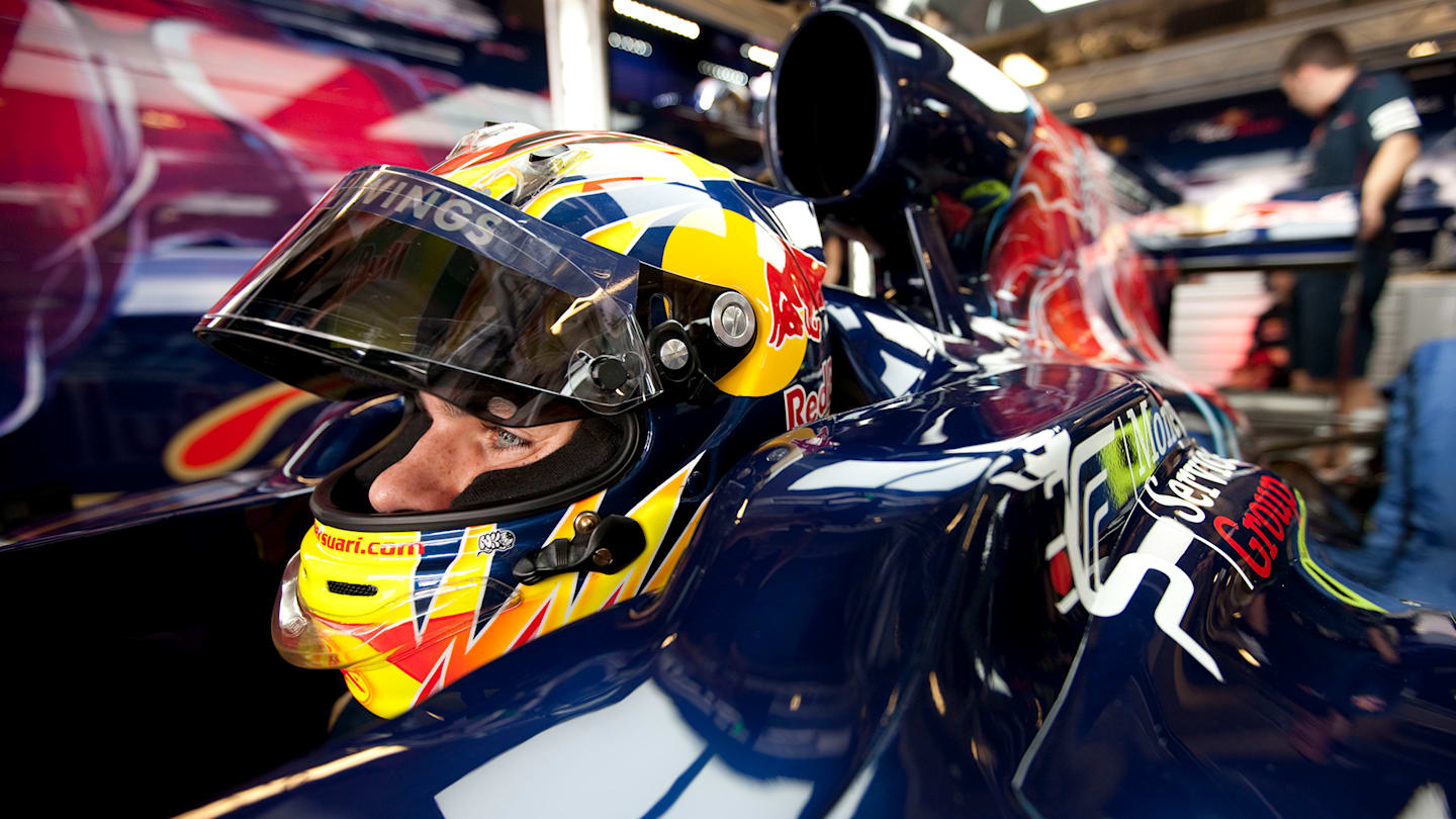 alguersuari-feature-5.png