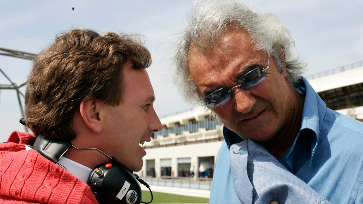 Horner, seen here speaking to Flavio Briatore, built up vital experience in the junior categories with Arden