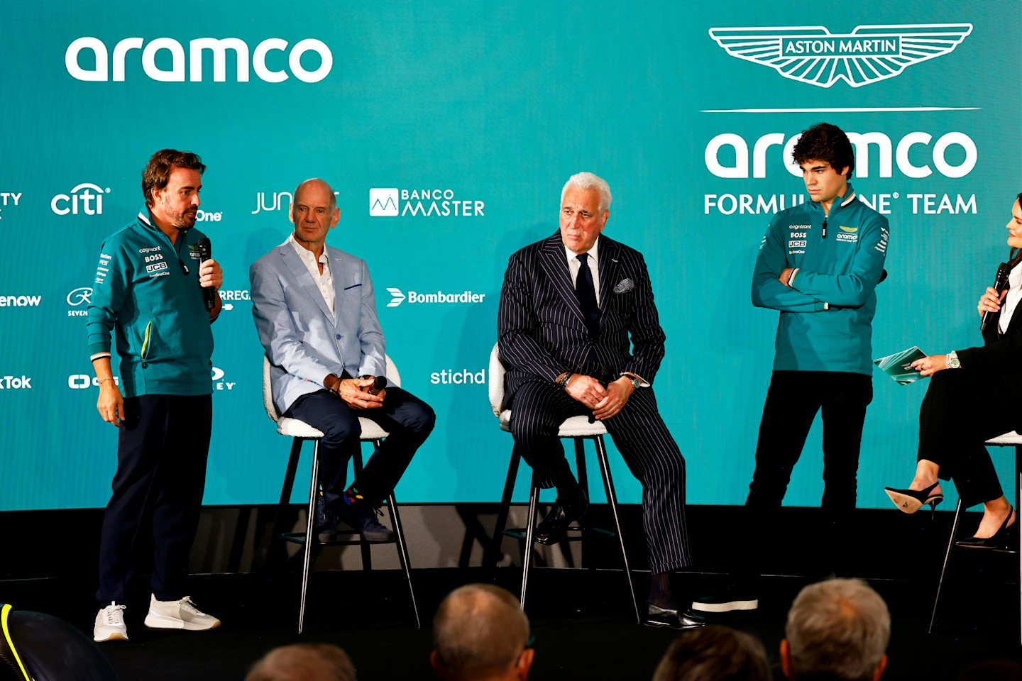 SILVERSTONE, ENGLAND - SEPTEMBER 10: Fernando Alonso, Aston Martin F1 Team, Adrian Newey, Lawrence