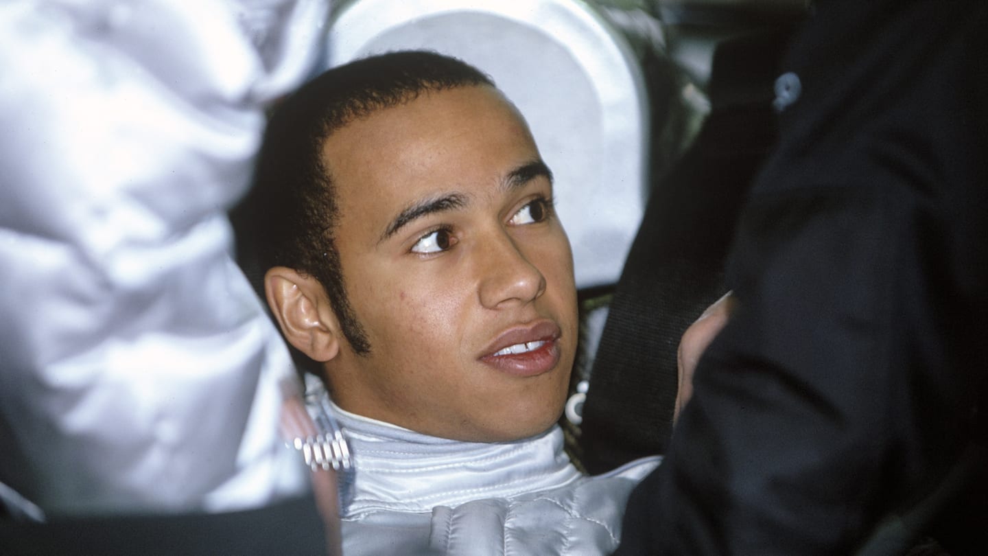 hamilton-f1-test-feature-1.png