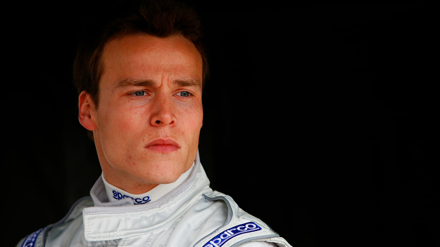 hamilton-f1-test-feature-4.png