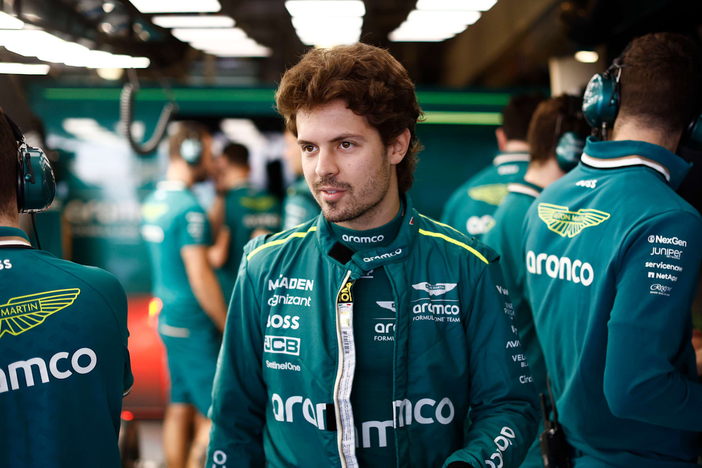 ABU DHABI, UNITED ARAB EMIRATES - DECEMBER 10: Felipe Drugovich, Aston Martin F1 Team during